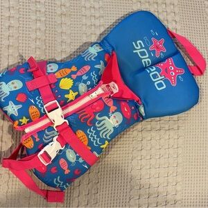 Infant speedo life vest. Worn three times. Great condition.
